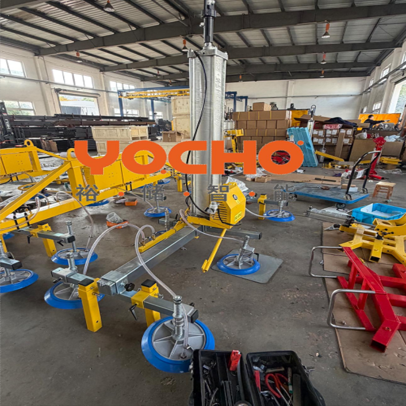 Linyi Yocho ส่งมอบหุ่นยนต์ไฟฟ้าสั่งทำพิเศษไปยังสเปน เสริมศักยภาพการจัดการแผงอัจฉริยะ